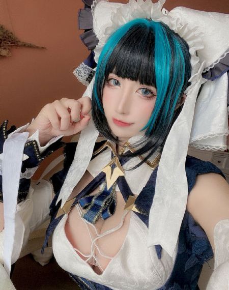 年轻的女教师完整版